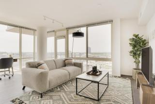 Tysons Corner 2br w fire pit steps to mall WDC-813 - - 0