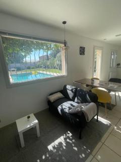 Charmant logement avec piscine proche centre ville - Montélimar - 4