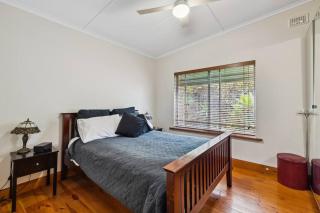 Spacious home near Glenelg - South Plympton - 8