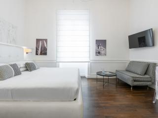 PLEY Cagliari Boutique Rooms - Cagliari - 2