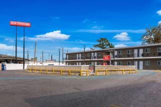 Econo Lodge Gretna - New Orleans - 5