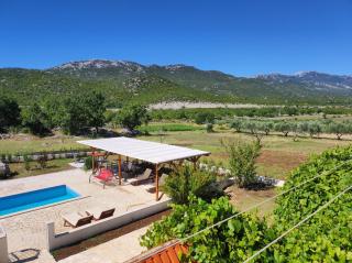 Holiday House Mila - Trnbusi - 3