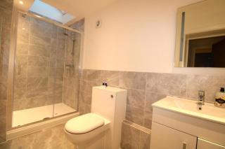 No.10 @ ShortStays Serviced apartments - 5