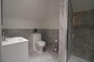 No.10 @ ShortStays Serviced apartments - 2