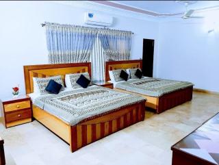 Galaxy Inn Guest House - 8