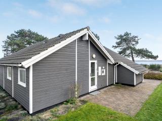 Holiday Home Bosilka - 75m from the sea by Interhome - Hundested - 5