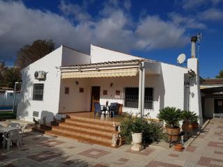 Chalet independiente en zona residencial rural - Jaén - 6