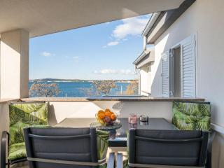 Apartment Tramonto-2 by Interhome - Vir - 9