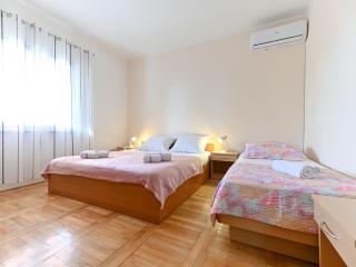 Apartment Ana-1 by Interhome - Starigrad-Paklenica - 5