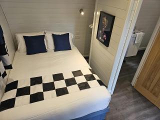 The Gulliver's Hotel - Warrington - 1