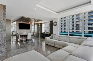 LUXURY PENTHOUSE ON THE BEACH 3/3 OCEANFRONT CONDO - Hollywood - 9