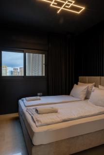 SUNSET CLIFFS VIP APARTMENT - 2