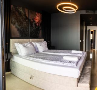 SUNSET CLIFFS VIP APARTMENT - 4