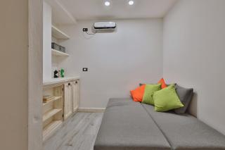Quiet House Milano in Navigli Sleeps 4 - Milan - 7