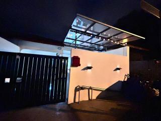Stylish Landed small Party House Kajang Semeyih Cheras - Kajang - 1