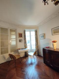Chambre spacieuse - Trocadéro - París - 8