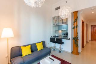Cosy 1 Bedroom Marina Apartment - Dubai - 8