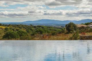 5-Star LUXURY hilltop house with heated salt pool and hot tub, close to Carcassonne - 2