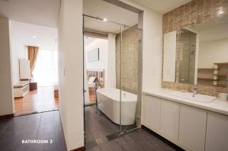 Modern & Charming Penthouse 5BRs in Da Nang Center - Da Nang - 9