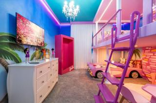 European Chic Barbie Dream House - Davenport - 0