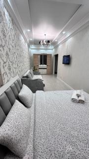 Elizavetta - Bishkek - 1