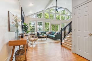 Private Lake House with Hot Tub - Gainesville - 5