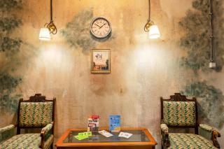 The Green Bar House - 7