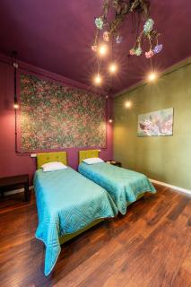 The Green Bar House - 3