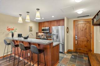 Capitol Peak C3224 - 9