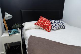 Credit Corner - Brierley Hill - 6