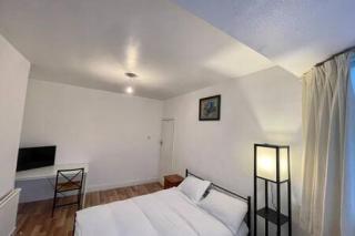 Twin Tranquility- Room in Leyton - Londra - 1