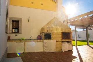 Villa Lusitana - - 6