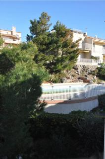 Arc en ciel, vue mer et piscine dans résidence - 3