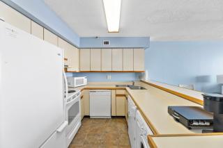 Condo by the Sea! Spacious 2 BR sleeps 6 - Myrtle Beach - 1