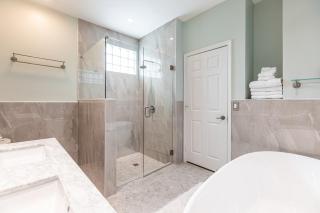 Tropical Oasis with Heated Pool - 7