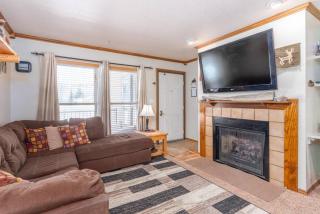 Condo 205 Wifi Gas Fireplace Community Pool & - 6
