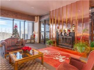 Condo 205 Wifi Gas Fireplace Community Pool & - 1