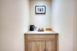 Luxury Stockton Studio Rooms, Free WiFi & Parking - - 7