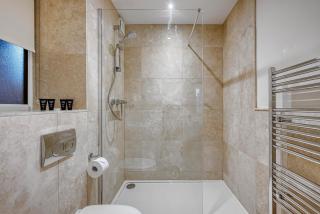 Luxury Stockton Studio Rooms, Free WiFi & Parking - - 6