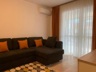 Newton Studios & Apartments by GLAM APARTMENTS - Iaşi - 8