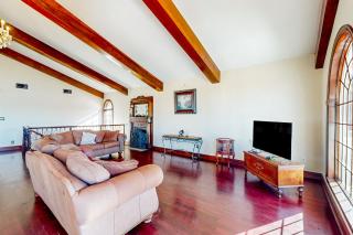 Sprawling Pines Lodge - 5