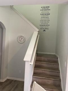 Cozy Stylish Townhome - Davenport - 4