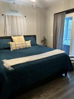 Creed's Cottage at Four Oaks - New Braunfels - 4