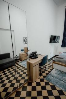 P77 Central New 4-Bedrooms Piotrkowska CAŁE MIEJSCE 4 pokoje z łazienką i kuchnią na korytarzu budynku - Łódź - 6