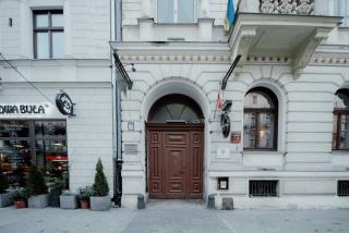 P77 Central New 4-Bedrooms Piotrkowska CAŁE MIEJSCE 4 pokoje z łazienką i kuchnią na korytarzu budynku - Łódź - 4