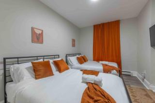 Pumpkin Premise by Airport, 5 beds, Sleeps 8, Book 7 days, Get 20 Percent OFF - Newark - 8