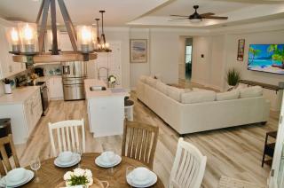 Peaceful Shores Retreat - 3