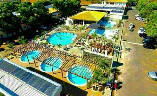 Internacional Resort DiRoma com roupa de cama ----DESTINOS COMBINADOS TURISMO - Caldas Novas - 0