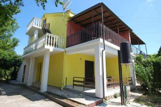 Apartments with parking space Njivice - Krk - 21867 - 0