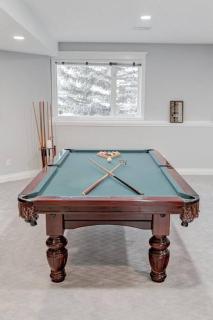 Emerald Bay Luxury Retreat with Hot Tub - 7